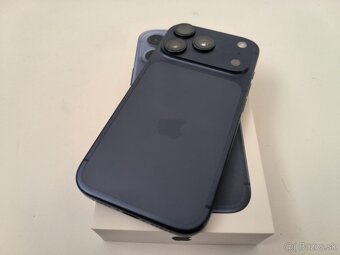 apple iphone 17 PRO MAX 256gb Blue Titanium / Batéria 100% - 5