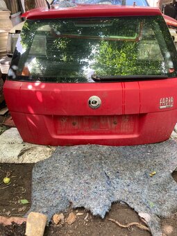 Kufrove dvere škoda  Fabia 1 - 5