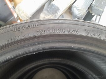Toyo 235/40 r19 - 5