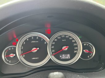 SUBARU Legacy 2.5 benzín, 4WD nová STK/EK - 5