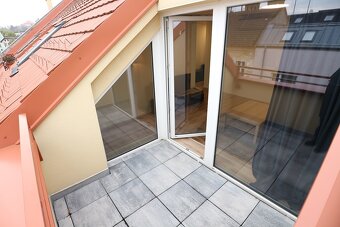 NOVINKA I MODERNÝ 2i.BYT S LOGGIOU a S PARKOVANÍM / BA I. - 5