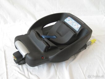 Autosedačka (vajíčko) Maxi- Cosi Cabriofix a isofixová báza - 5