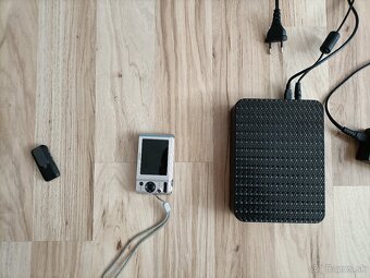 Predám Samsung 1.5 TB .. foťák Sony... bluetooth transmitter - 5