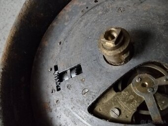 Predám predvojnové automobilové hodinky. - 5