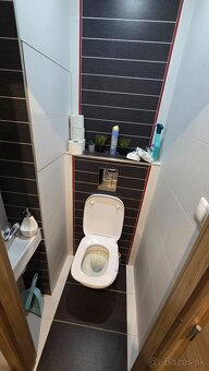 Prenajmem prerobený, zariadený 3 izbový byt vo Zvolene - 5