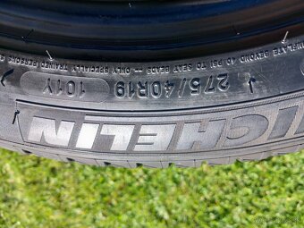 Dvojrozmer 275/40 r19 a 245/45 r19 michelin - 5