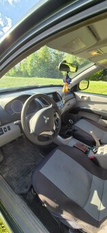 Mitsubishi l200 - 5