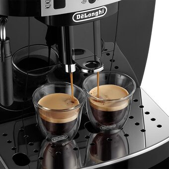 Automatický kávovar De'Longhi Magnifica S Ecam 22.112 B čie - 5