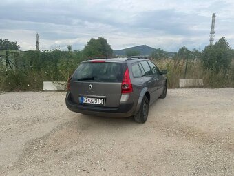 Renault Mégane 2 1.9 dCi - 5