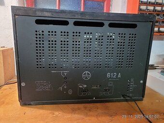 Predam radio z gramofonom tesla - 5