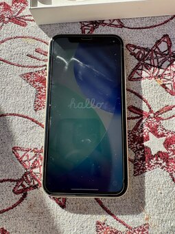 PREDÁM IPHONE 11 - 5