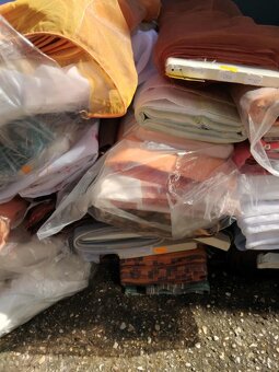 Predaj rôznych Látok Textilu - 5