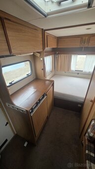 Obytny prives Roller Palace 400 - strieska, Truma - 5