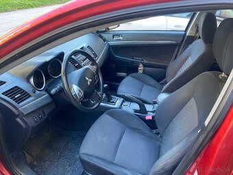 Mitsubishi Lancer - 5