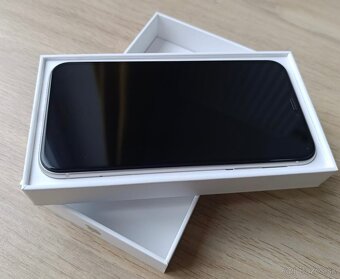 IPhone 11 v záruke - 5