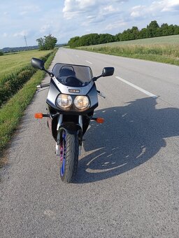 Suzuki GSX-R 1100. - 5