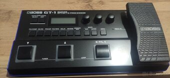 Boss GT-1 Gitarový multiefekt - 5