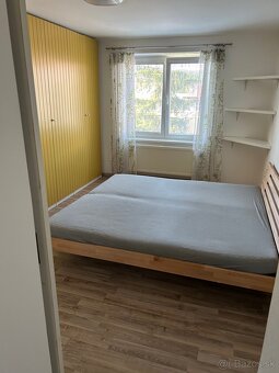 2.izbovy byt-Plzenska-dlhodoby podnajom - 5