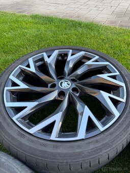 Elektrony Helix 19” - 5