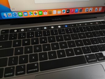 Macbook Pro 2020 i5/16GB/512GB s touchbarom - 5