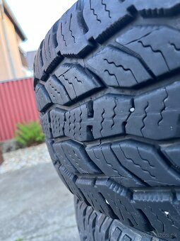 Cooper Discoverer A/T3 235/65 r17 - 5