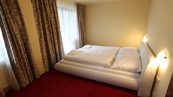 Predám zabehnutý hotel pri R1 medzi BB ZV po rekonštrukci - 5