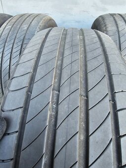 205/55r16 michelin - 5