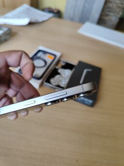 Samsung galaxy s25 - 5