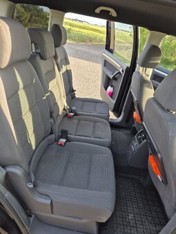 VW Touran 2.0 TDI r.v. 2009 - 5