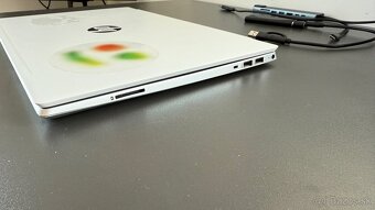 HP pavilion 15 cs3901nc - 5