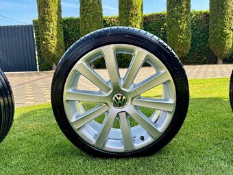 Komplet letnú sadu alu VW Omanyt R32 5x112 225/40 R18. - 5