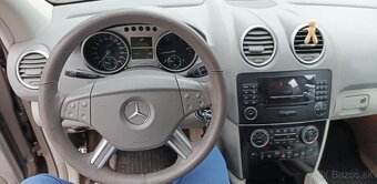 Mercedes-Benz triedy ML 320cdi - 5