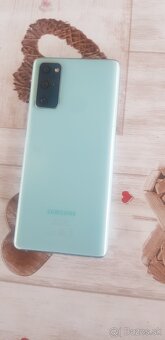 Samsung s20 FE - 5