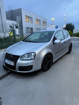 Predam Volkswagen golf 5 1.6 fsi benzín - 5