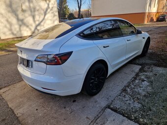 Predám Tesla Model 3 standart - 5
