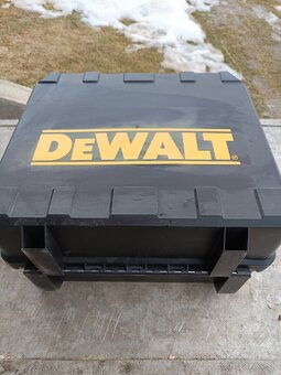 Kotúčová píla DEWALT - 5