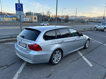 Predam BMW E91 2012 - 5