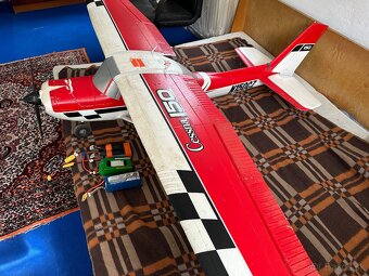 Cessna 150 RC model - 5