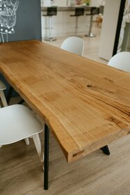 Exkluzívny jedálensky stôl - dubový monolit - 5