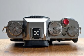 Predám fotoaparát Fujifilm XT3+príslušenstvo - 5