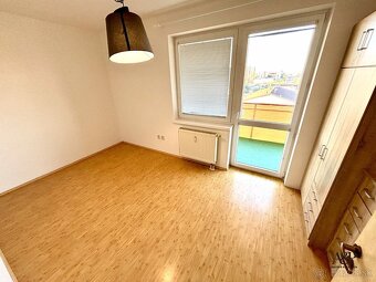 NA PRENÁJOM 2 IZB. BYT S VEĽKÝM BALKÓNOM A PARKOVNÝM MIESTOM - 5