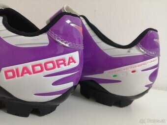 DIADORA - 5