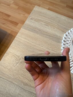 iPhone 15 Black 128GB - 5