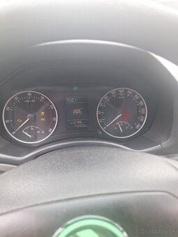Predám škoda octavia 2 benzin+plyn - 5