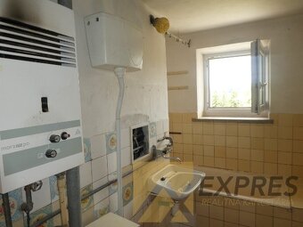 RK EXPRES - na predaj 2 izbový tehlový byt v Handlovej. - 5