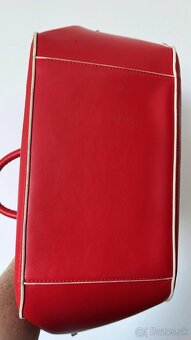 Kabelka červená - 5