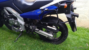 Suzuki DL650 Vstrom - 5