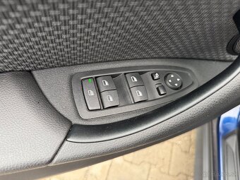 BMW X1 xDrive 18d Advantage A/T - 5