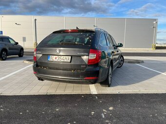 Škoda Superb 2.0 TDI DSG - 5
