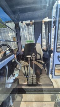 Na predaj Hitachi EX30UR-2 kompaktný pásový minibager na gum - 5